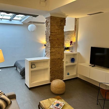 Apartamento Chic En Ciutat Vella Valencia Exterior photo